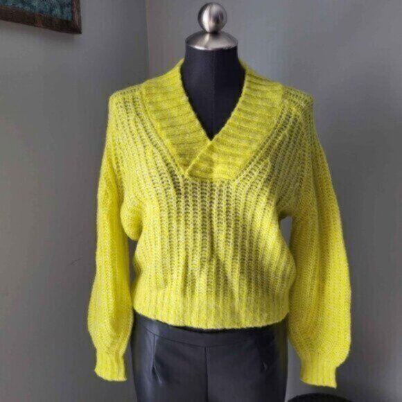 Anthropologie Oversized Cropped Wool V Neck Knit Sweater NWT Sz S - Picture 2 of 10